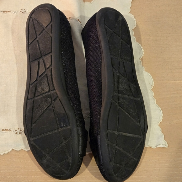 Dexflex Sport Women's Flats – Black, Size 10 – Like New - Picture 3 of 8